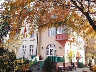 Regent College International British High School | Międzynarodowe Brytyjskie Liceum Regent College